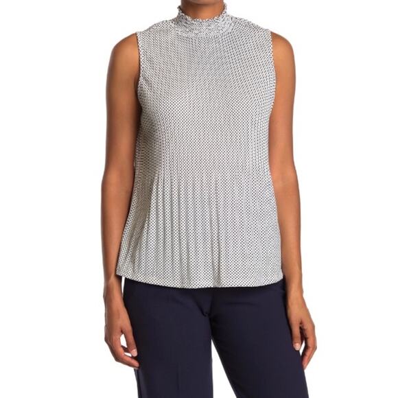 Adrianna Papell Accordion Pleats Sleeveless Smock Neck White/Black Polka Dot Top - Picture 9 of 9